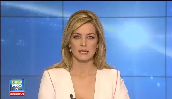 ROMANII AU TALENT, sezonul 4. Momentul serii: Claudia, fata care a schimbat lacrimile in zambet cu talentul ei