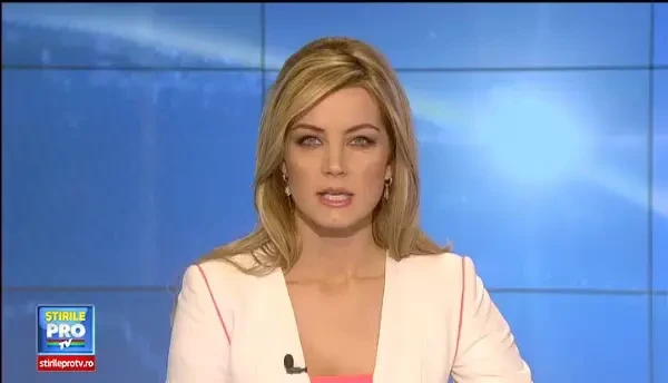 Indivizi inarmati au patruns vineri noapte cu forta intr-o baza ucraineana din Sevastopol