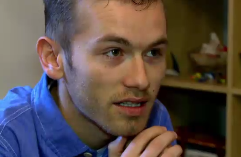 Lectia de viata pe care un tanar de 25 de ani, bolnav de cancer, o da Romaniei. "Au fost cei mai frumosi ani din viata mea"