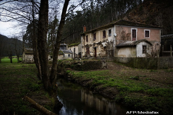 Tara din UE in care o localitate intreaga costa cat un apartament in Bucuresti. Se vinde sat cu sat strainilor