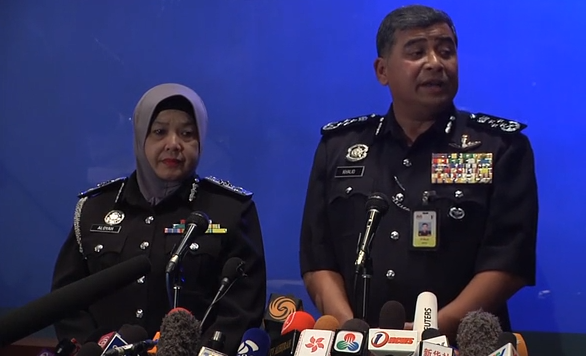 Conferinta de presa a investigatorilor