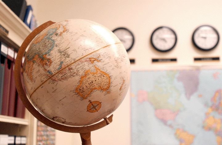 Vrei sa inveti sau sa muncesti in strainatate? Aplica pentru o bursa UE, in cel mai nou program incheiat de Romania