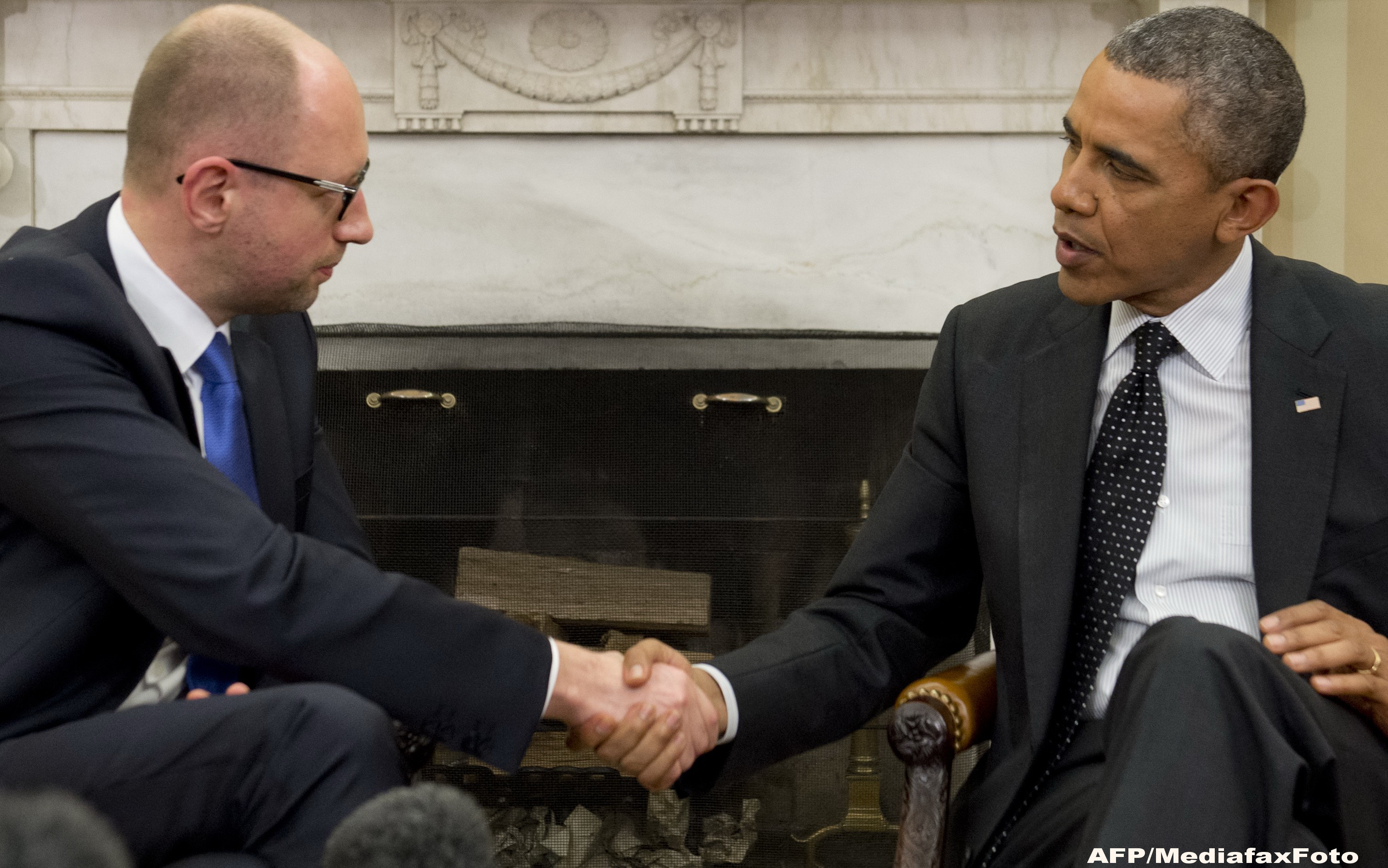 Ce spune premierul Arseni Iateniuk despre criza din estul tarii. "Vad SUA, UE si Ucraina exercitand presiuni asupra Rusiei"