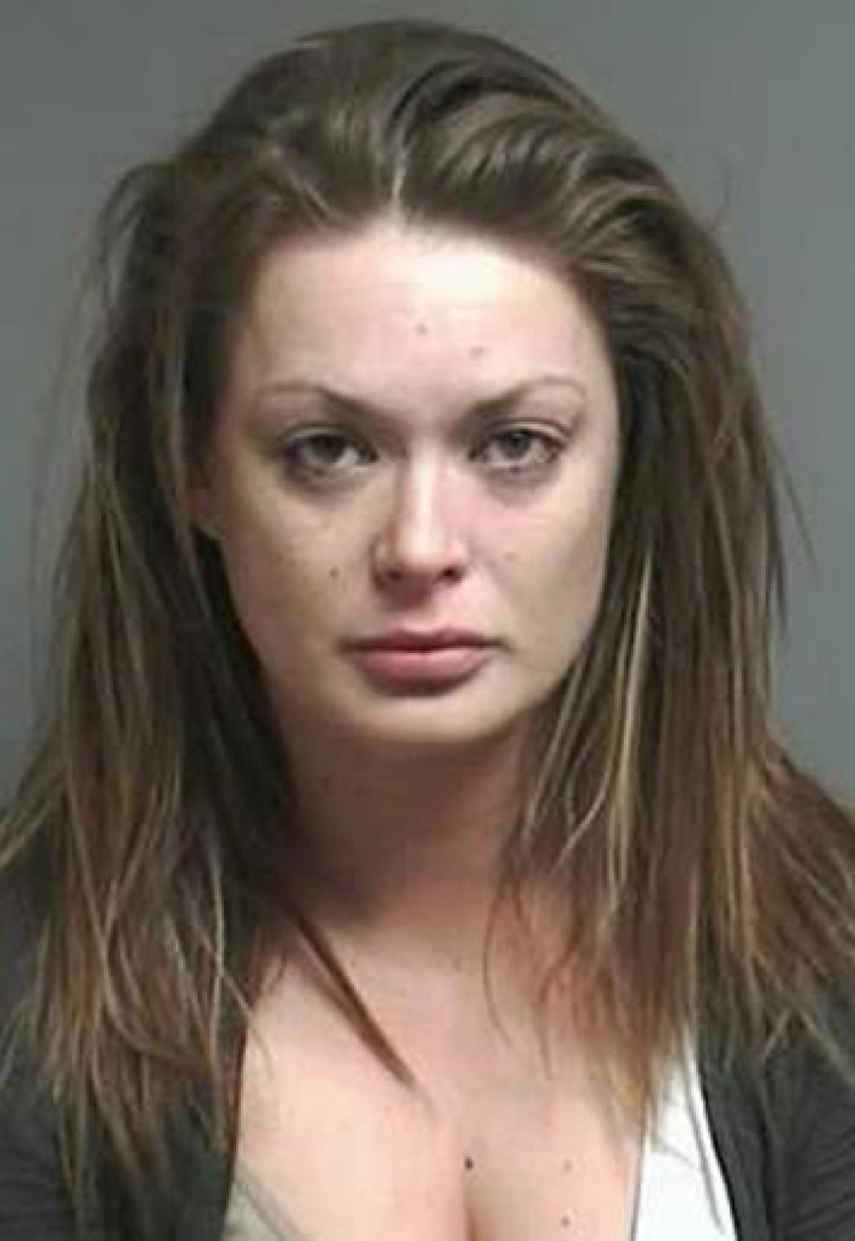 Sunt foarte frumoase, dar si periculoase. Galerie foto cu cele mai sexy infractoare