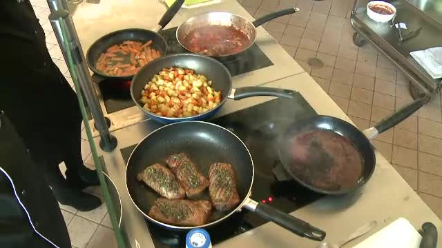 Cei mai tari bucatari din lume au venit la Bucuresti. Preparatele care te fac sa-ti ploua in gura in toate limbile Pamantului