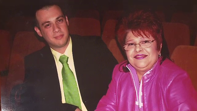 Un barbat care pretinde ca este impresarul Aurei Urziceanu a fost arestat pentru viol. Ce ar fi patit 2 tinere in casa lui