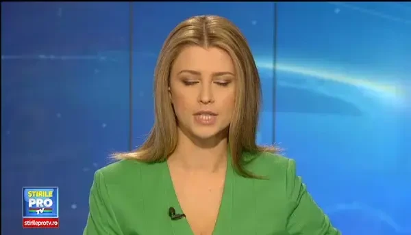 Eleva de clasa a III-a, pedepsita crunt de invatator pentru ca nu a stiut lectia. Scuza dascalului: