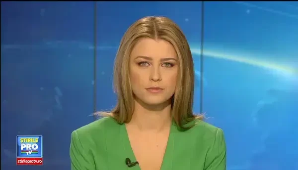 In cate minute dispare un laptop lasat nesupravegheat intr-o spalatorie din Galati. Camera de supraveghere a surprins furtul