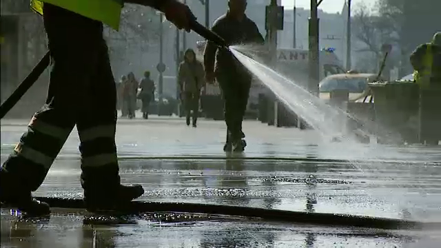 Marea CURATENIE a Capitalei. Toate strazile din Bucuresti vor fi spalate cu apa si detergent in urmatoarea perioada
