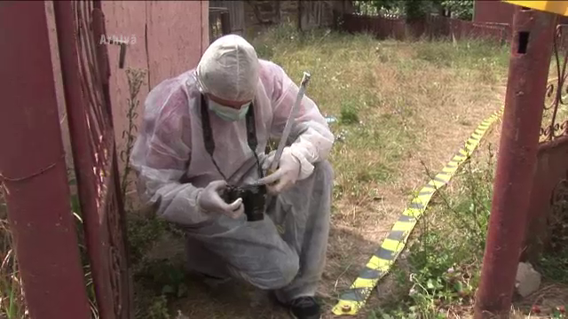 Omorat pentru cateva zeci de lei de propriul fiu. Filmul unei crime care a ingrozit oamenii dintr-o localitate din Bacau
