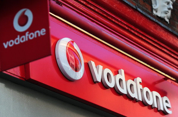 Vodafone Romania reduce tarifele de roaming in UE. Cat va costa un minut de convorbire