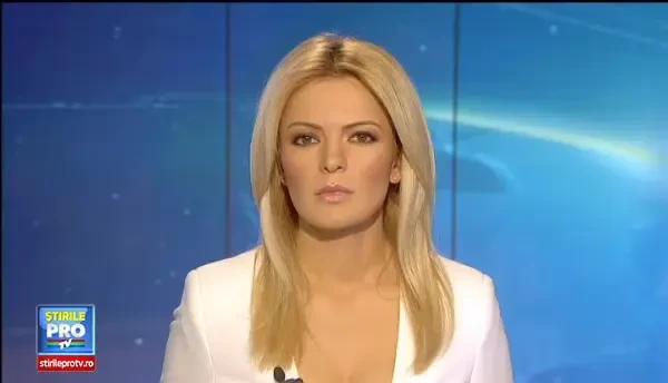 Incendiu devastator intr-un apartament din Capitala, izbucnit cel mai probabil de la o tigara. O femeie si-a pierdut viata