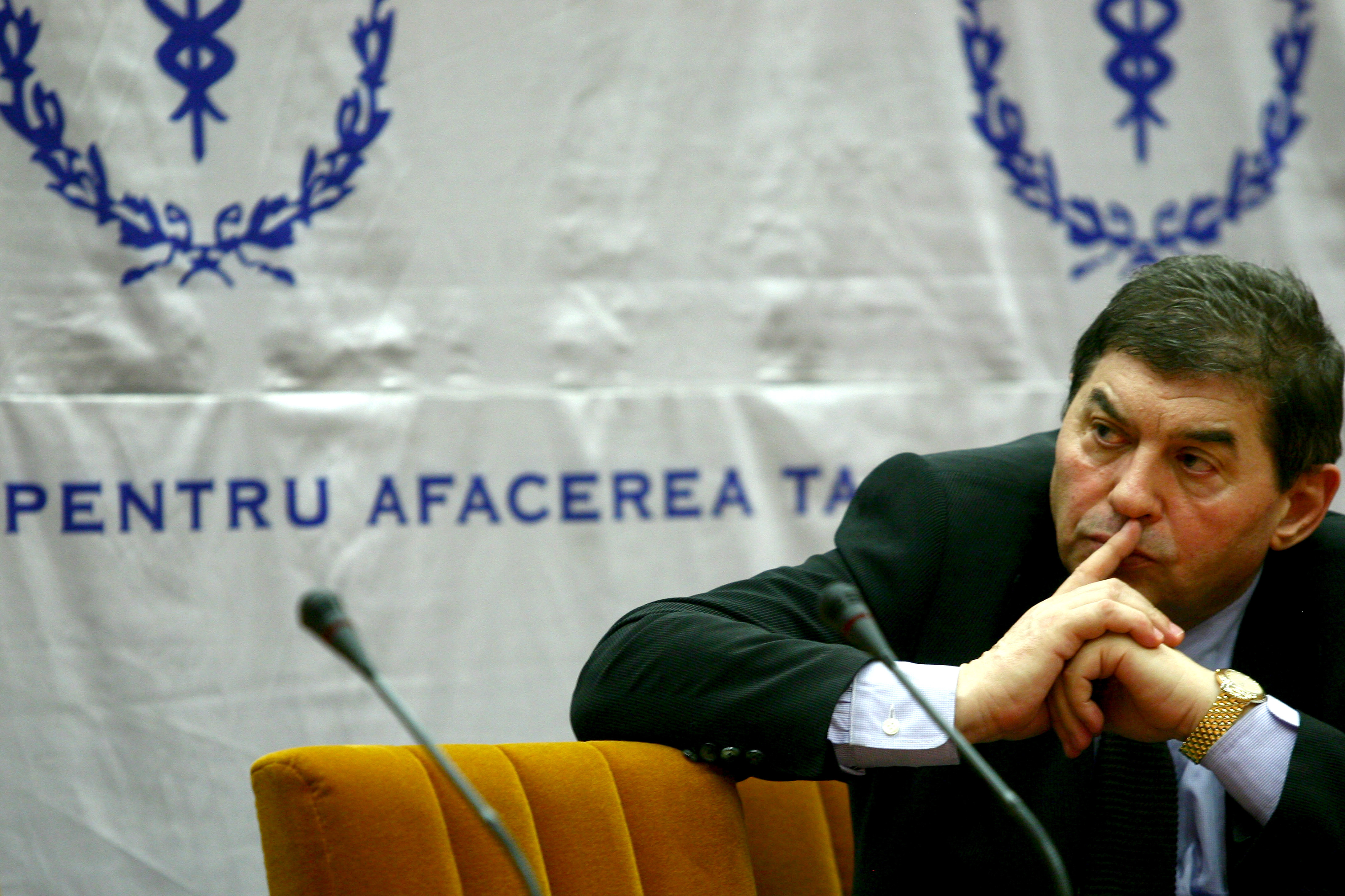 Fostul presedinte al Camerei de Comert a Romaniei, Mihail Vlasov, trimis in judecata pentru trafic de influenta