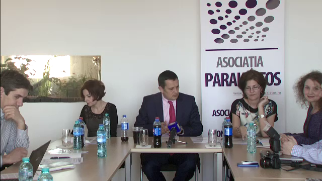 Clientii nemuItumiti de contractele de credit isi infiinteaza propriile Asociatii pentru protectia consumatorilor