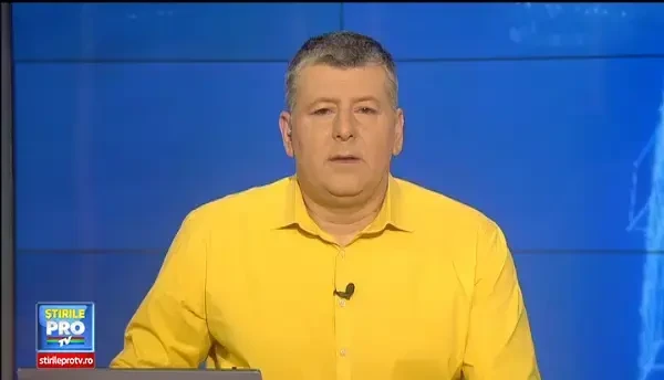 Accident FILMAT la iesirea de la A1. Un TIR incarcat s-a rasturnat intr-o curba si a daramat 40 de metri de parapet