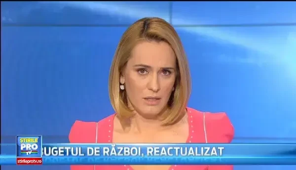 Militiile proruse au asediat si ocupat cel putin doua baze ucrainiene, din Crimeea, si au revendicat capturarea sefului marinei ucrainiene