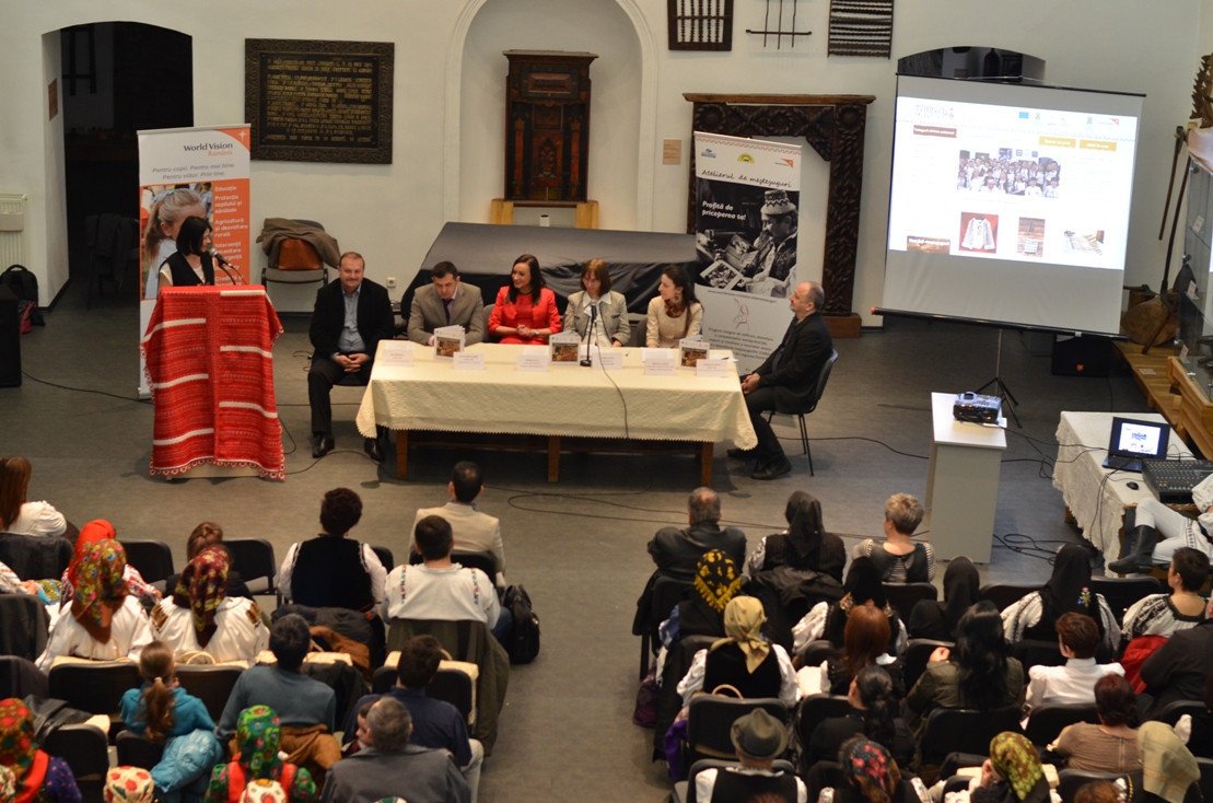 "Atelierul de mestesuguri". Peste 300 de ardeleni au invatat sa faca profit din produse traditionale