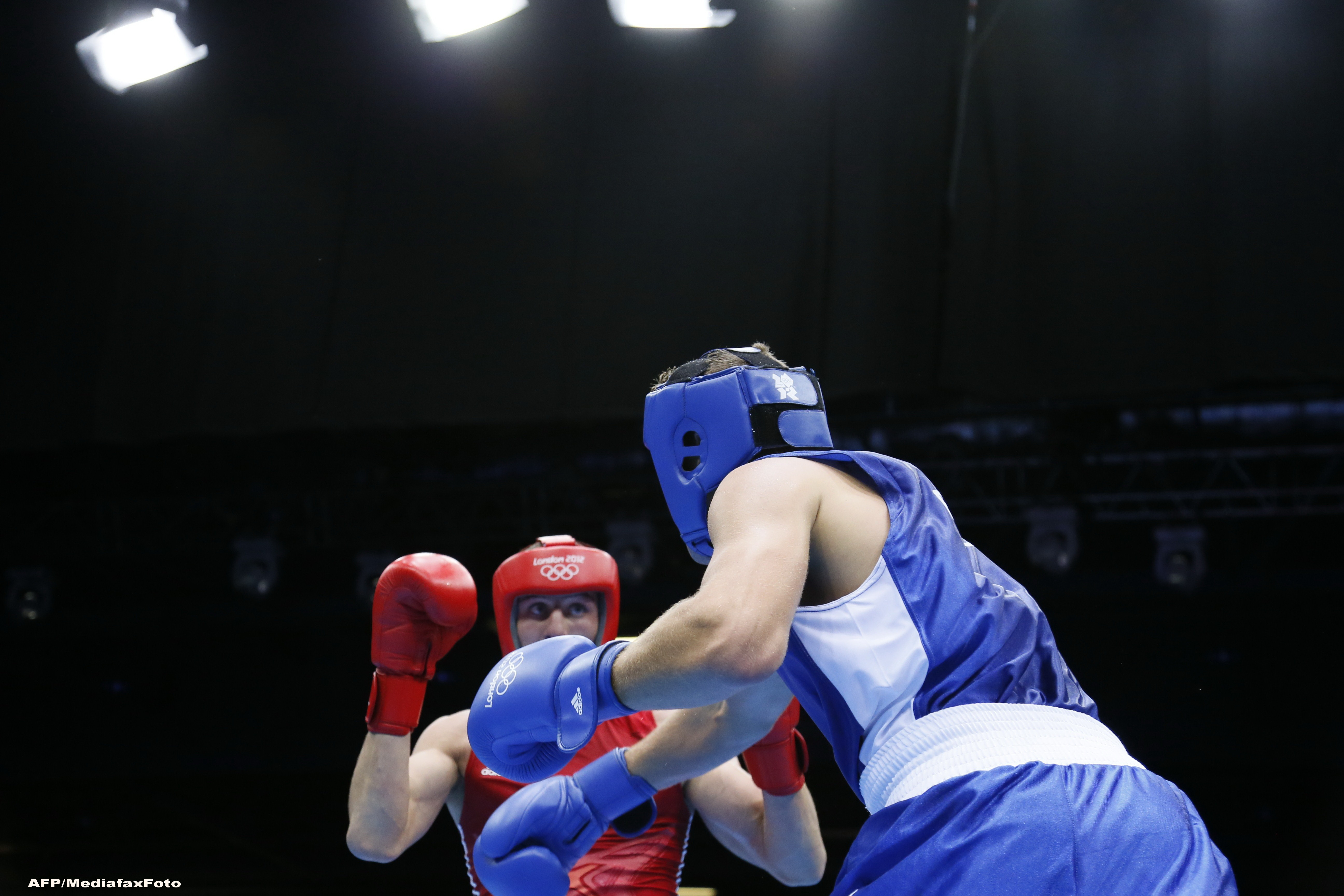 Intalnire cu conotatii politice pe ringul de lupta. Meci de box intre Rusia si Ucraina, in sferturile de finala World Series