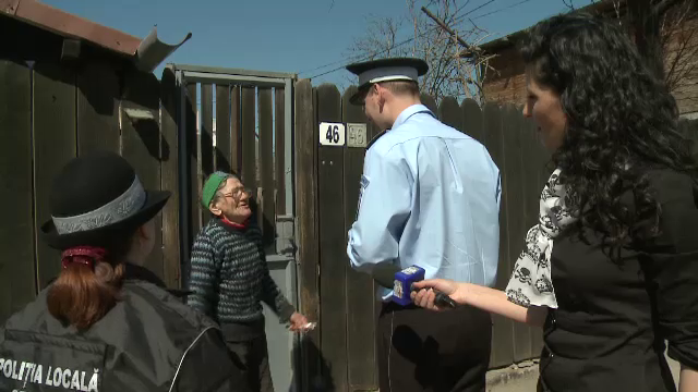 6.000 de maidanezi, adoptati, cel putin pe hartie. Ce risca persoanele care iau caini sub semnatura, dar ii abandoneaza