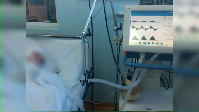 A murit pacienta de la Iasi ce a fost lovita in cap de stativul cu perfuzii, dupa operatia pe creier. Fiica asteapta ancheta