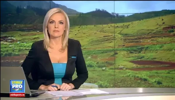 1500 de voluntari au plantat peste 4.000 de puieti intr-o comuna din Bistrita-Nasaud. Satenii au preferat sa stea la carciuma