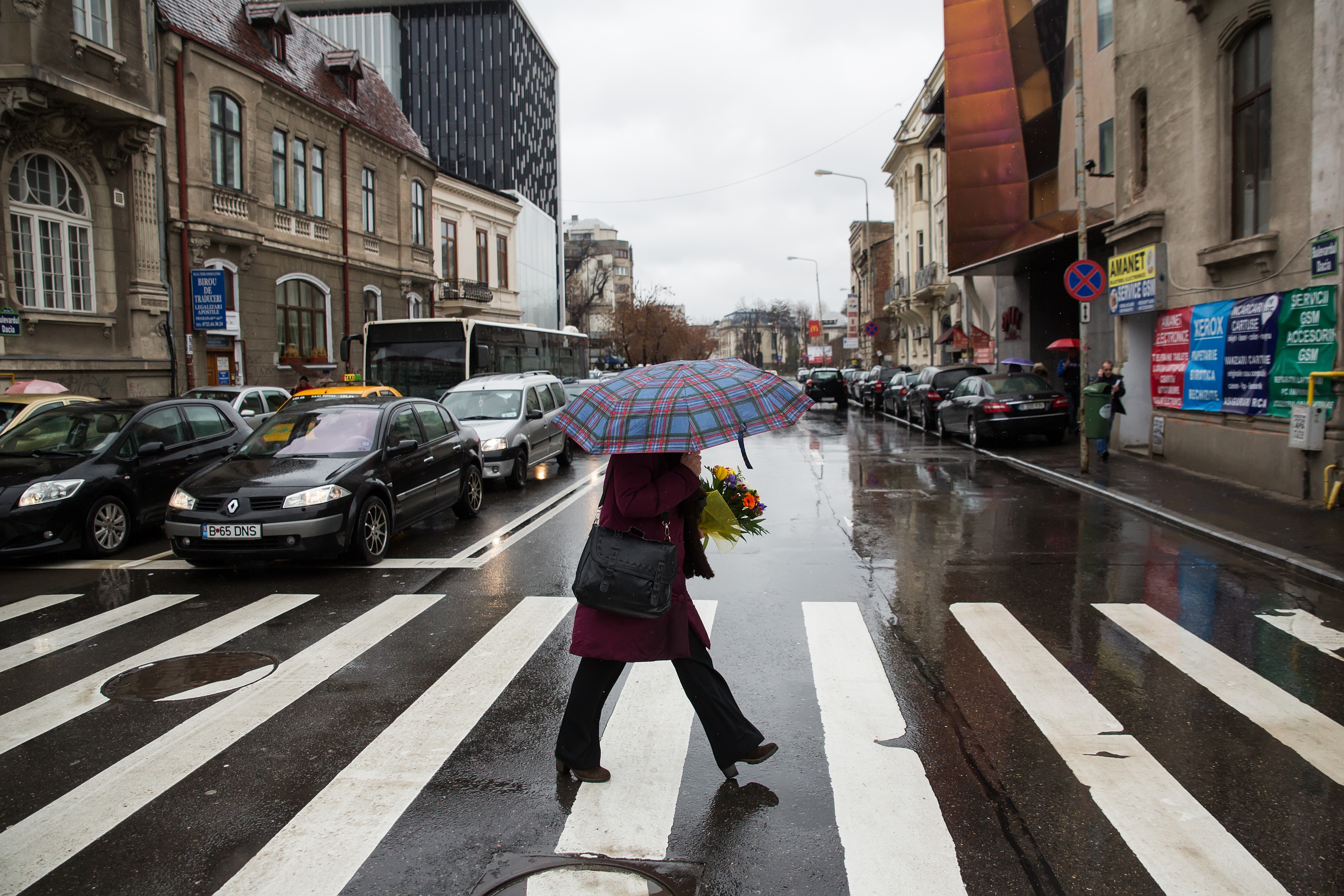 Ploi si temperaturi reci pentru aceasta perioada. Cum va arata vremea in weekend la munte si la mare