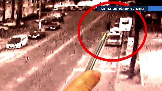 Momentul in care o masina de lux este incendiata la Braila. Intreaga actiune a fost surprinsa de camerele de filmare