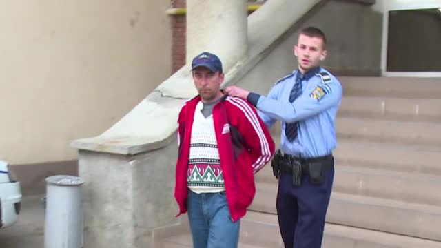 Dupa ce politistii l-au lasat liber de doua ori, un barbat si-a ranit grav sotia. De ce legea nu a putut sa o apere pe femeie