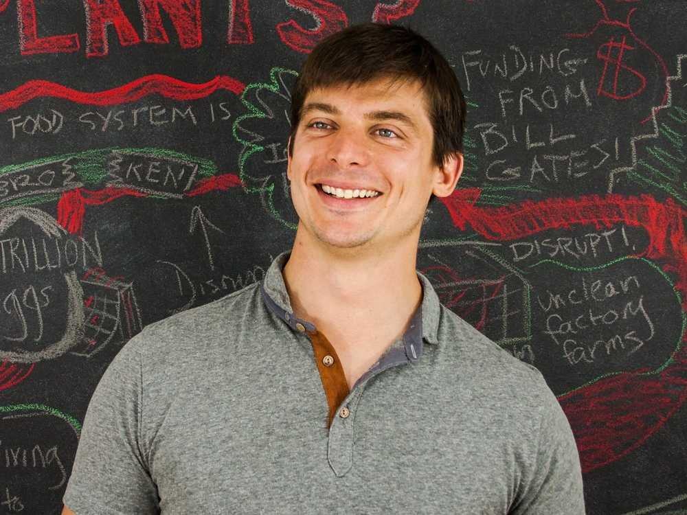 Cum a convins un tanar, fara experienta in afaceri, cei mai bogati oameni ai lumii sa-i finanteze afacerea cu 30 mil. dolari