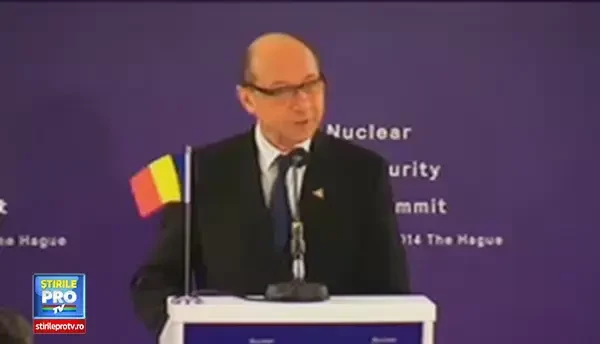 Basescu: Daca nu am avea securitatea necesara la Cernavoda si ar ajunge pe mana teroristilor, s-ar putea fabrica si bombe