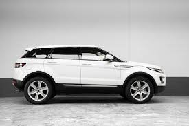 Masina era noua. Cum a parcat o soferita un bolid de 100.000 de euro