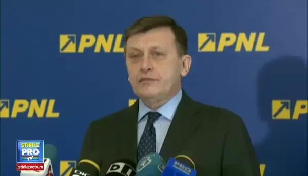 Reactia lui Crin Antonescu dupa ce Comisia de la Venetia a criticat proiectul de modificare a Constitutiei