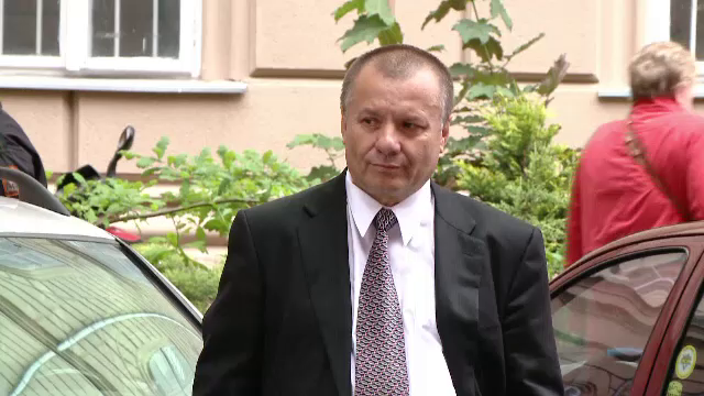 Unul dintre cei mai bogati romani, audiat intr-un dosar de evaziune fiscala. Mascatii au descins la 25 de locuinte