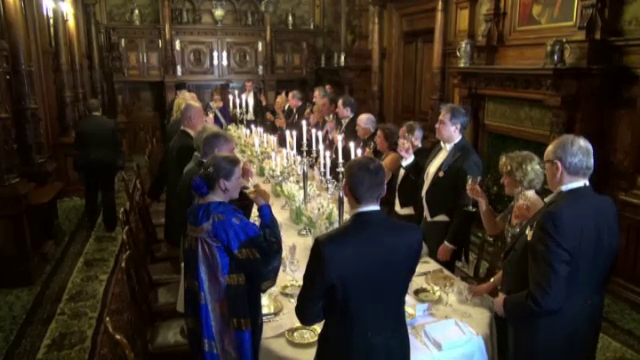 Ceremonie la Castelul Peles