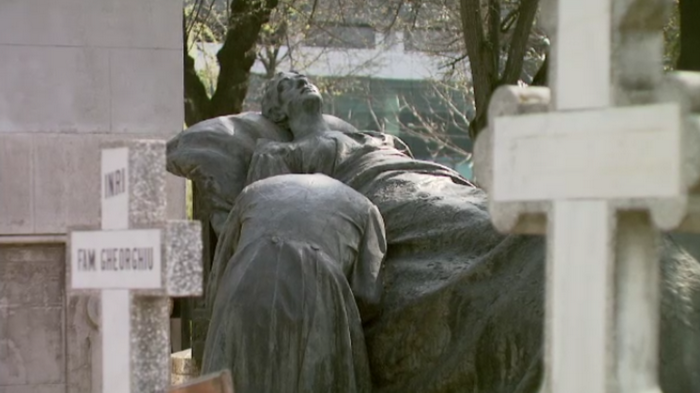 Monumentele din Cimitirul Bellu ar putea fi admirate de mii de straini anual. Cat ar costa transformarea in muzeu