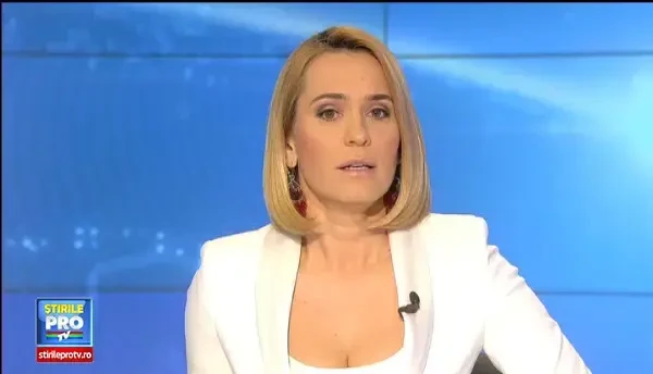 Dosarul Vrajitoarelor. Sanziana Buruiana si Andreea Tonciu s-au luptat in farmece cu Vanesa si Melisa