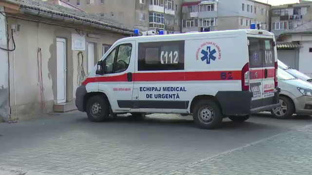 Caz revoltator in Dambovita. Un copil de 8 luni, care cantarea 3,5 kilograme, a murit de FOAME. Explicatia parintilor