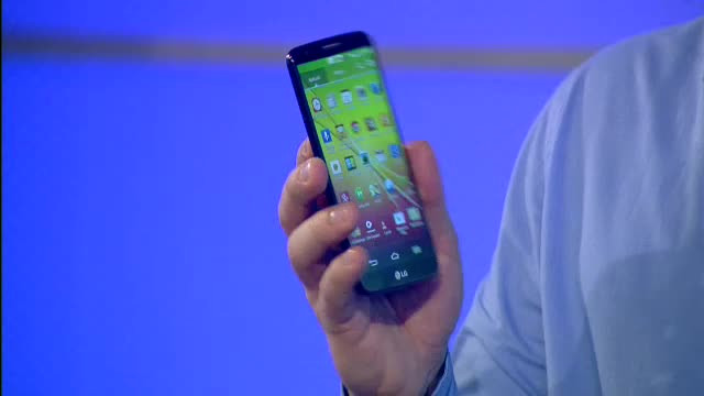 Astazi, de la ora 10.00, la iLikeIT. Povestea romanului care schimba vietile nevazatorilor. Noul HTC One vs. Galaxy S5