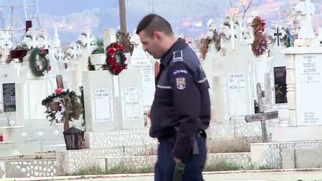 Femeie din Brasov, atacata de un caine, la mormantul sotului ei. Victima e convinsa ca animalul apartine cimitirului