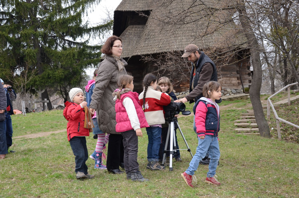 Ziua Pasarilor are loc la Muzeul Satului din Capitala. Proiectie a filmului "Delta Dunarii - paradisul aproape pierdut"