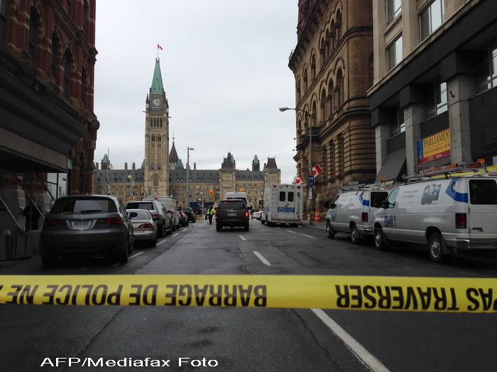 Atac armat intr-un tribunal din Canada. Suspectul a fost impuscat mortal dupa ce a ranit un politist