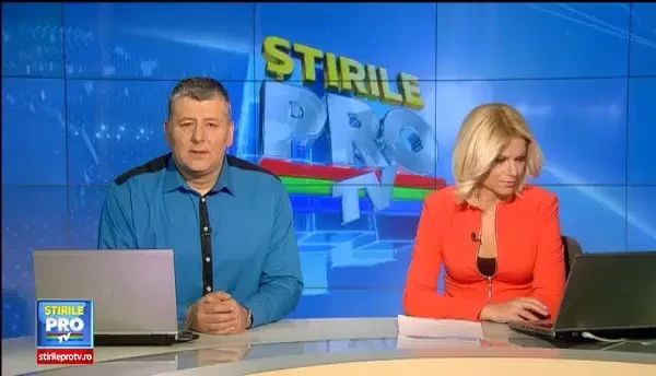 Un sofer din Bulgaria a ramas blocat cu TIR-ul intr-un pasaj din Craiova. A daramat limitatorul de viteza si doua semafoare