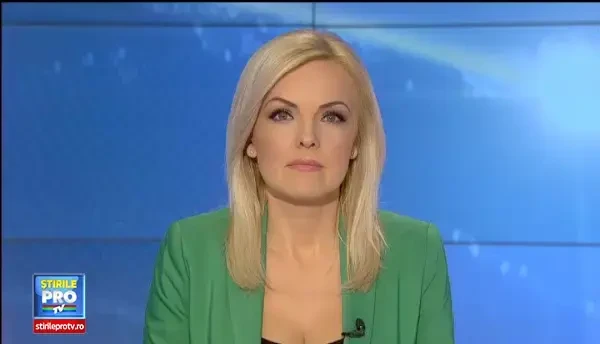 Sezonul de parasutism urmeaza sa se deschida. Cine si in ce conditii poate sari de la 4.000 de metri