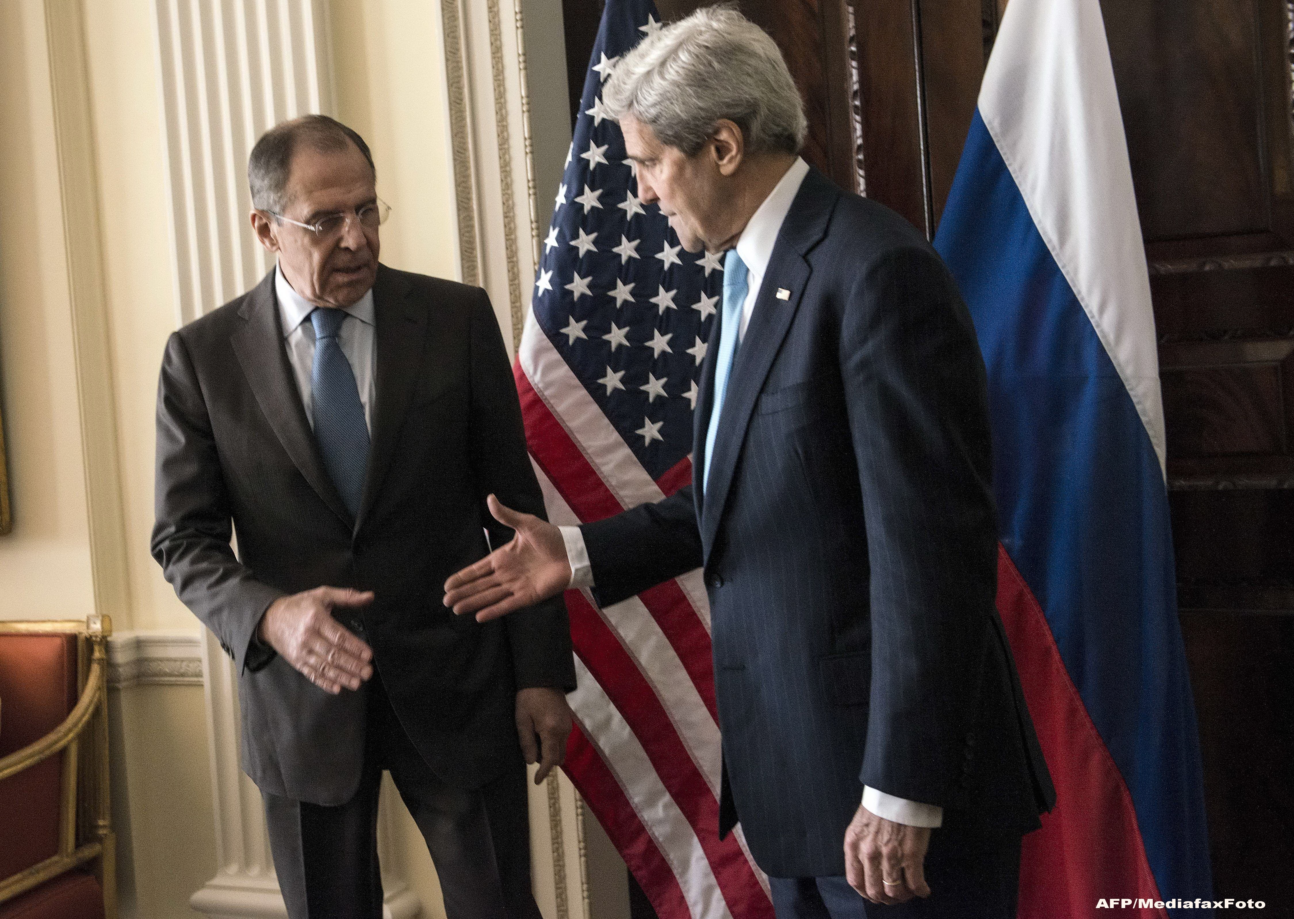 John Kerry si Serghei Lavrov
