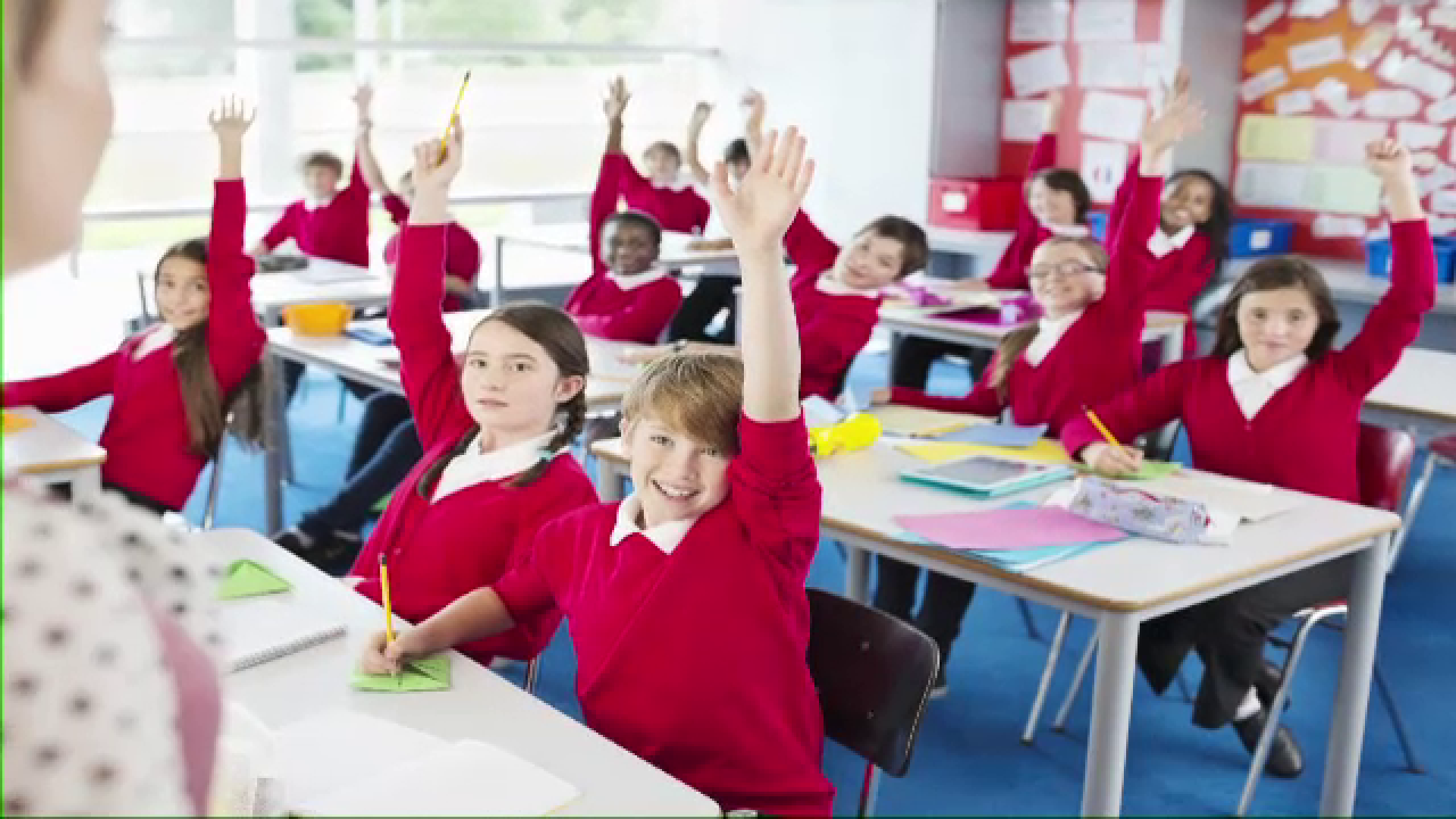 Sectorul 6 al Capitalei se pregateste sa revina la uniforme. Reactia elevilor dupa ce au aflat ca raman fara parada modei