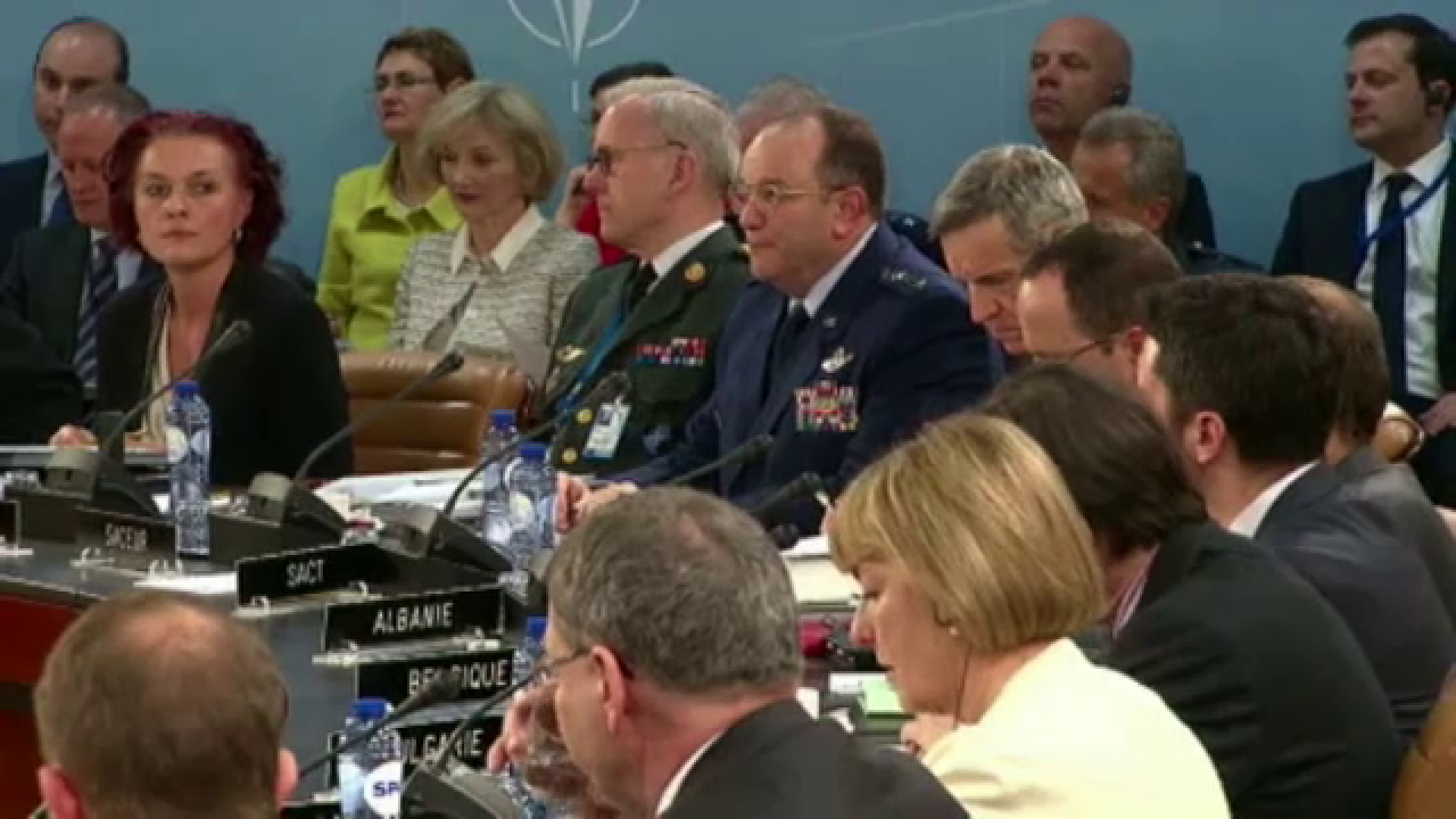 "Nu exista niciun semn ca Rusia isi retrage trupele de la granita cu Ucraina". Declaratia secretarului general al NATO