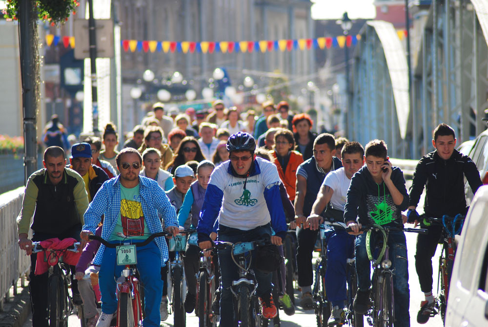 „Lugojul Pedaleaza” la sfarsit de saptamana. La actiune participa si trupa lui Robo, fost concurent la Romanii au Talent