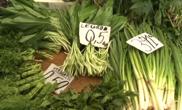 Spanacul, loboda, urzicile si usturoiul verde, armele romanilor in lupta cu astenia de primavara