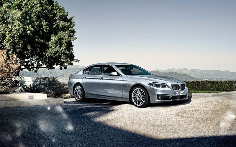 Ia-ti BMW Seria 5 cu doar 309 euro pe luna! Intra aici!