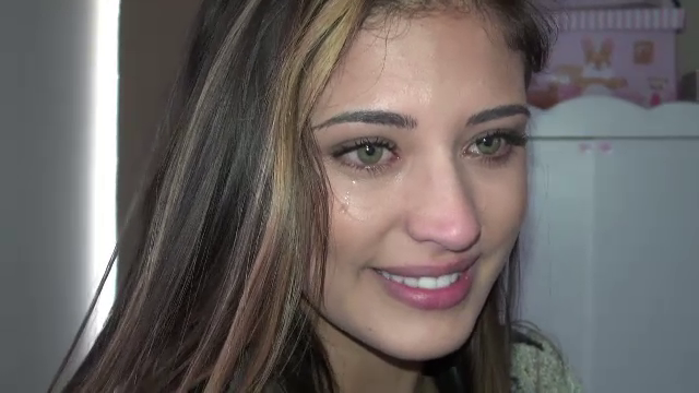 Antonia a plecat luni spre Italia ca sa o vada pe Maya. Cat timp va ramane alaturi de fiica sa